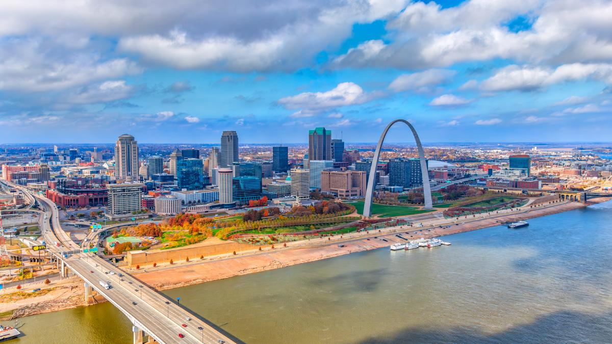 student transportation services in St. Louis
